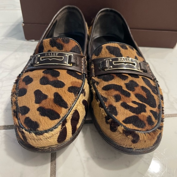 Bally Animal Print Calf Hair Loafers 9.5 Unisex - Picture 5 of 7